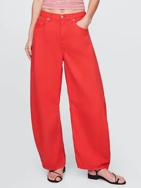 Gap High Waist Horseshoe High Rise in Apple Red